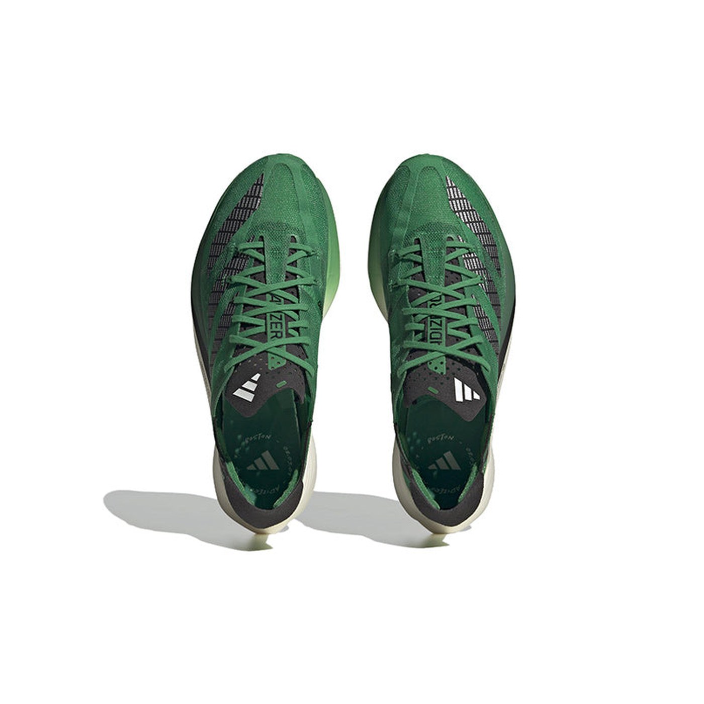 Vue de dessus de l'Adidas Adizero Adios Pro 3 montrant la tige et le laçage