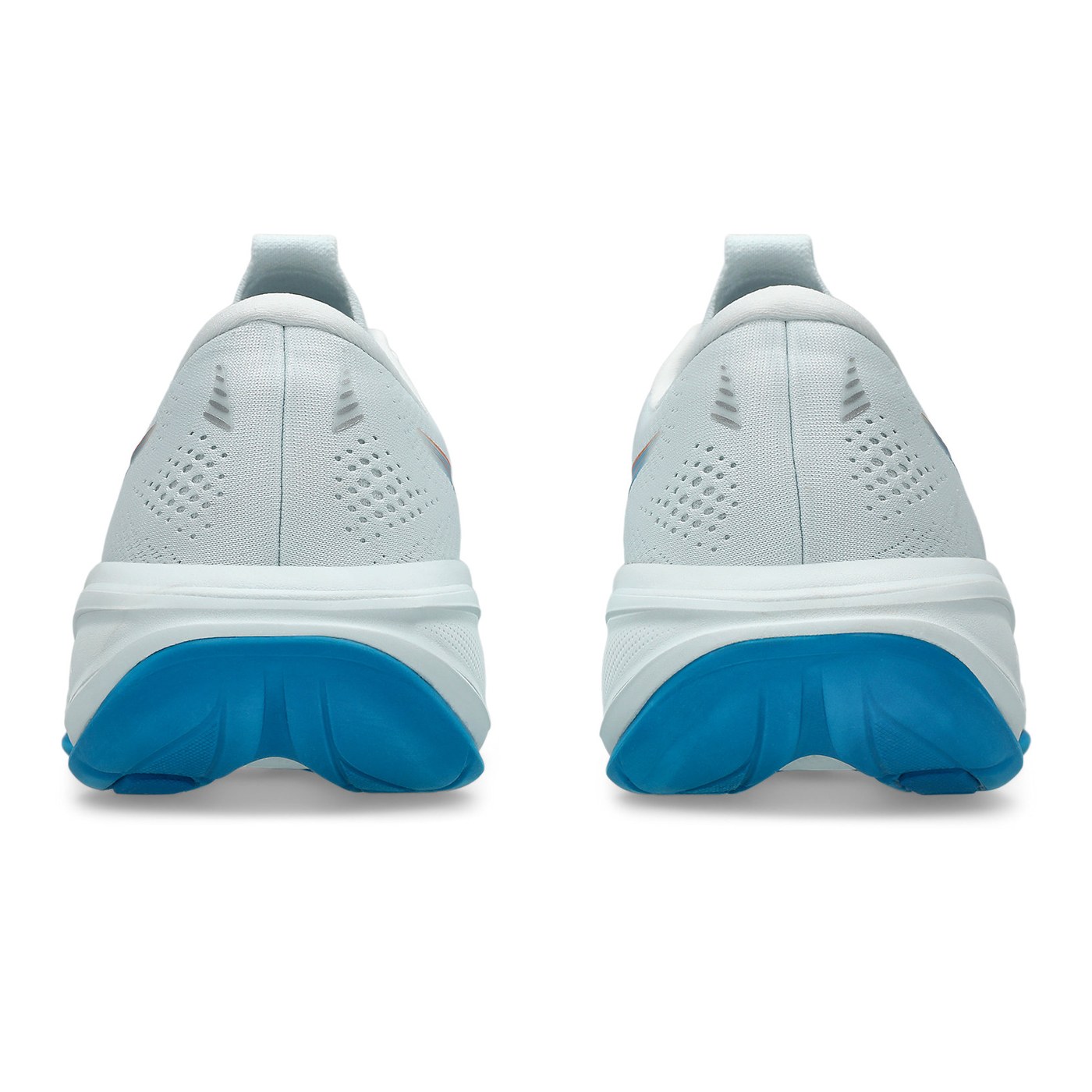 Asics Gel-Cumulus 28 vue arrière des talons