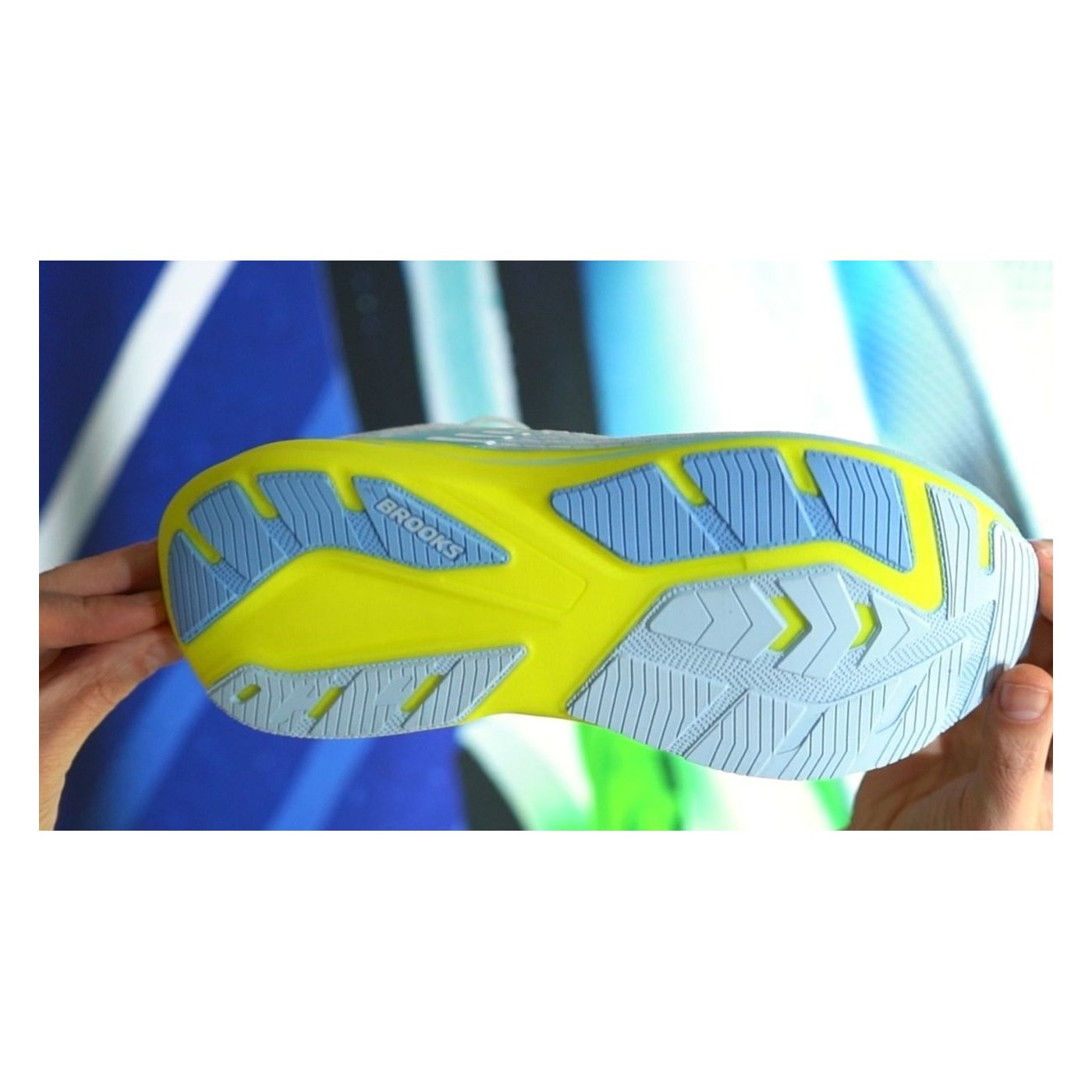 Brooks Ghost AMP en course route