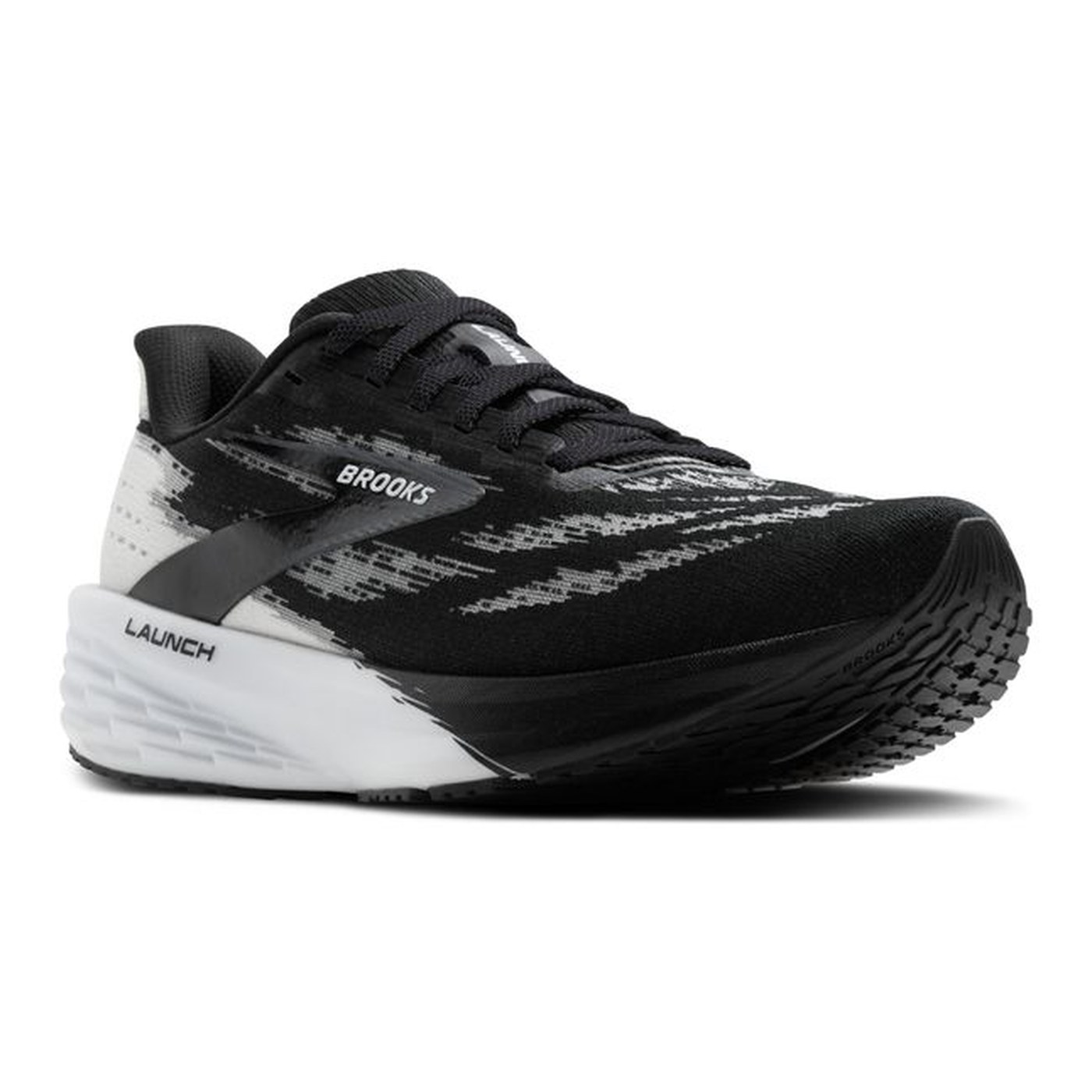 Brooks Launch 11, three-quarter view