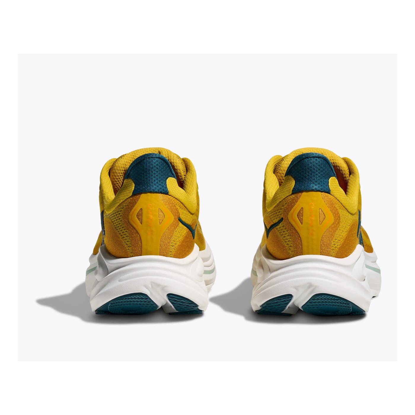 Hoka Clifton 10 — vue arrière de la paire montrant le contrefort talon
