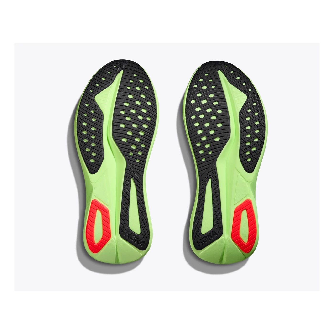 Hoka Mach 7 — semelle extérieure avec gomme adhérente noire et verte