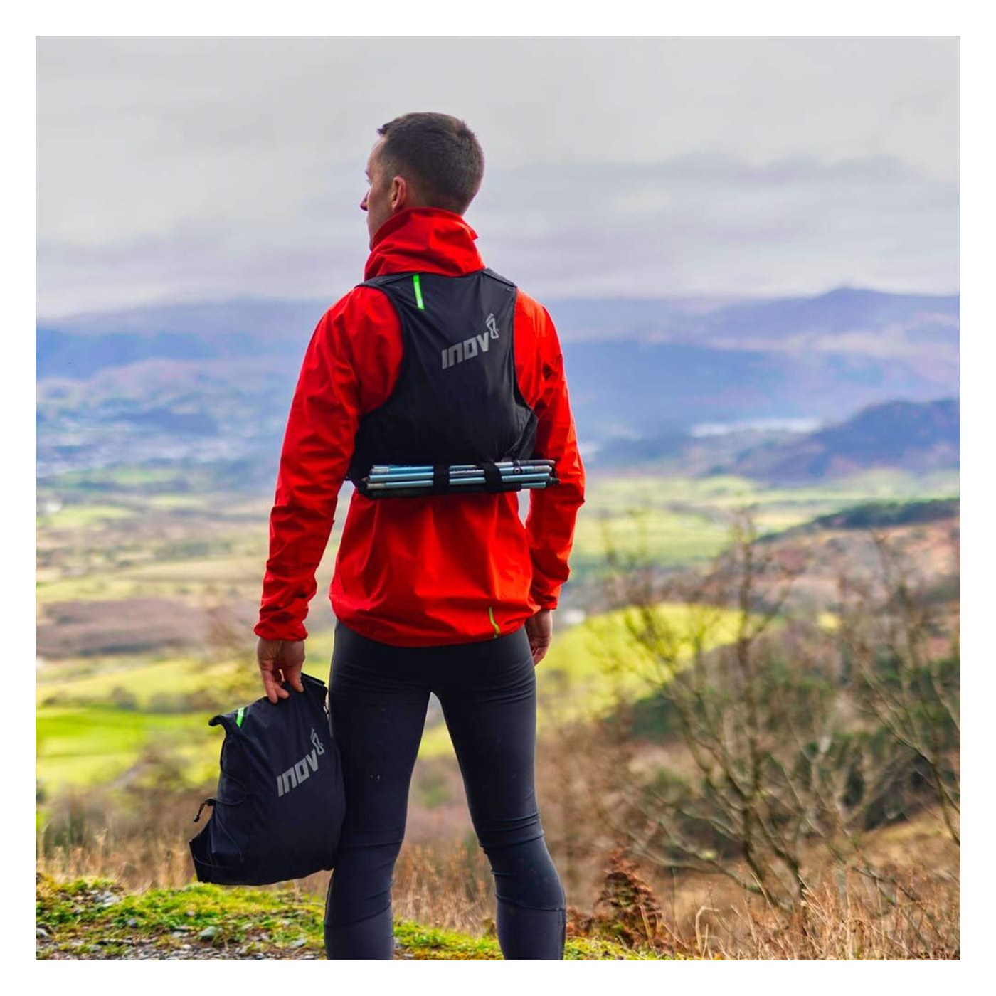 Détail des flasques et pipettes de l'Inov-8 Ultrapac Pro 2in1