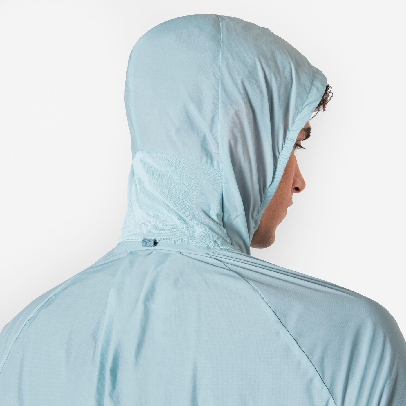 Kiprun Run 900 Wind, detail capuche de dos