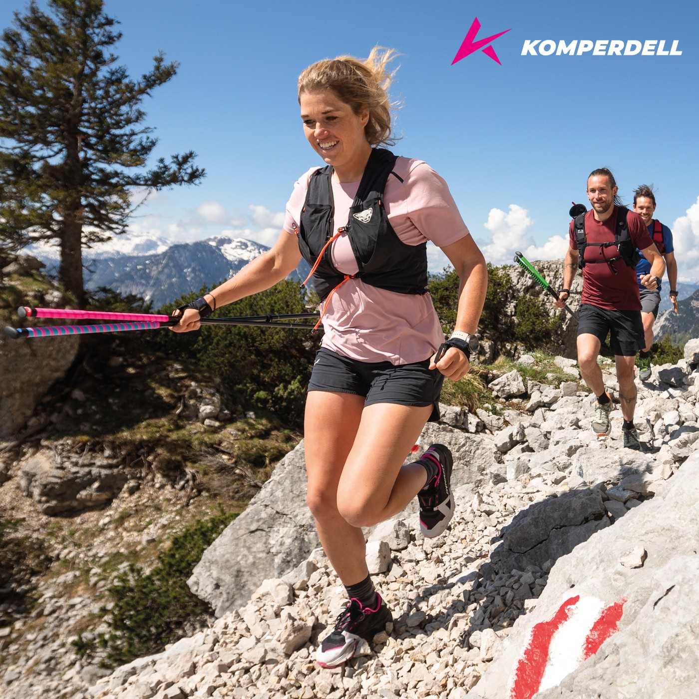 Komperdell FXP Composite Trail en usage sur un sentier de montagne rocailleux