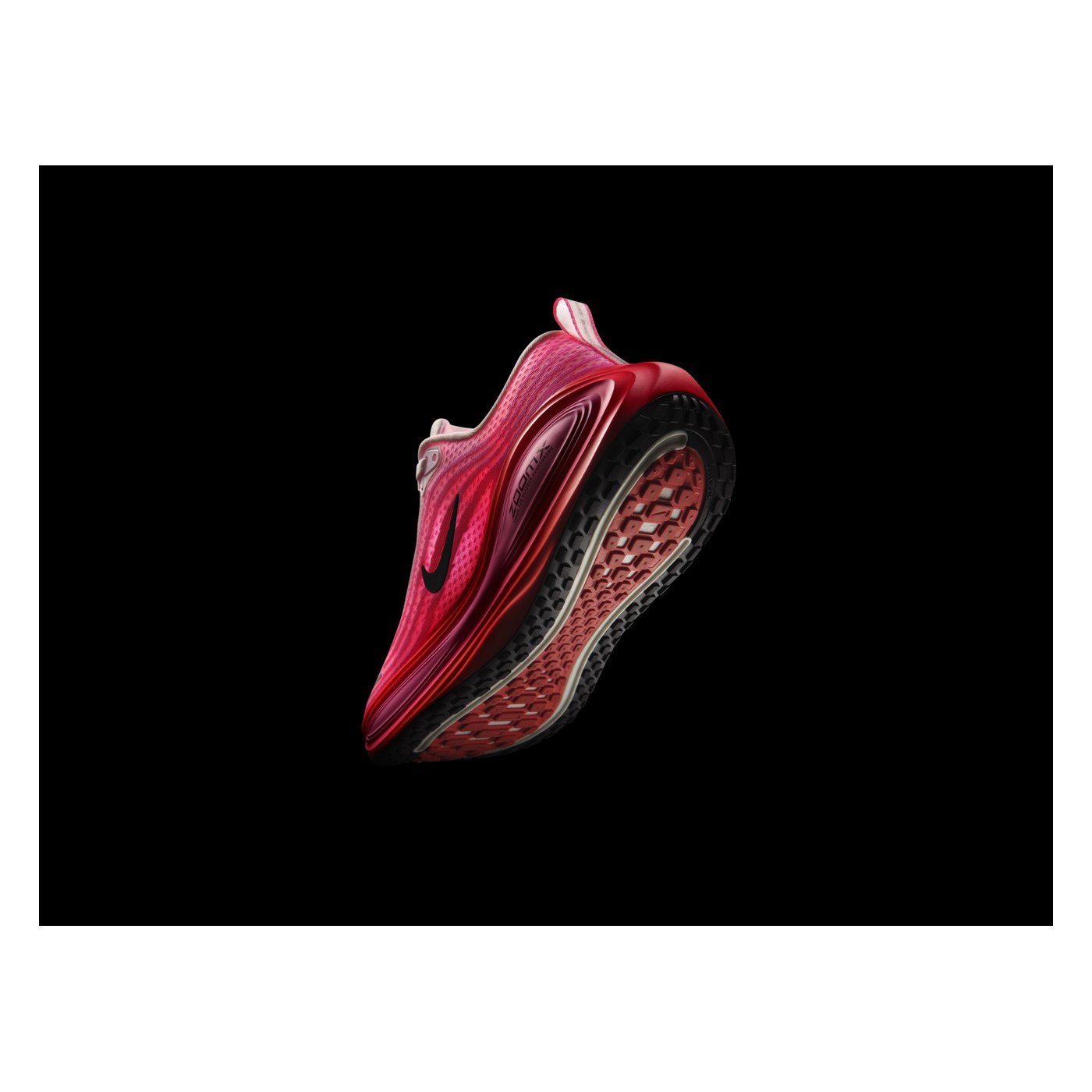 Nike Vomero Plus semelle caoutchouc carbone texturé