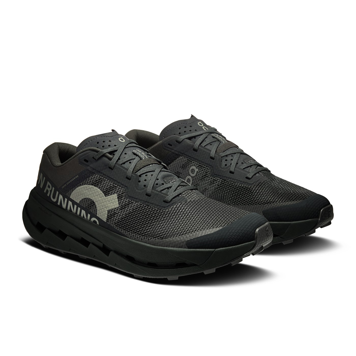 On Cloudultra 3 vue 3/4 face paire