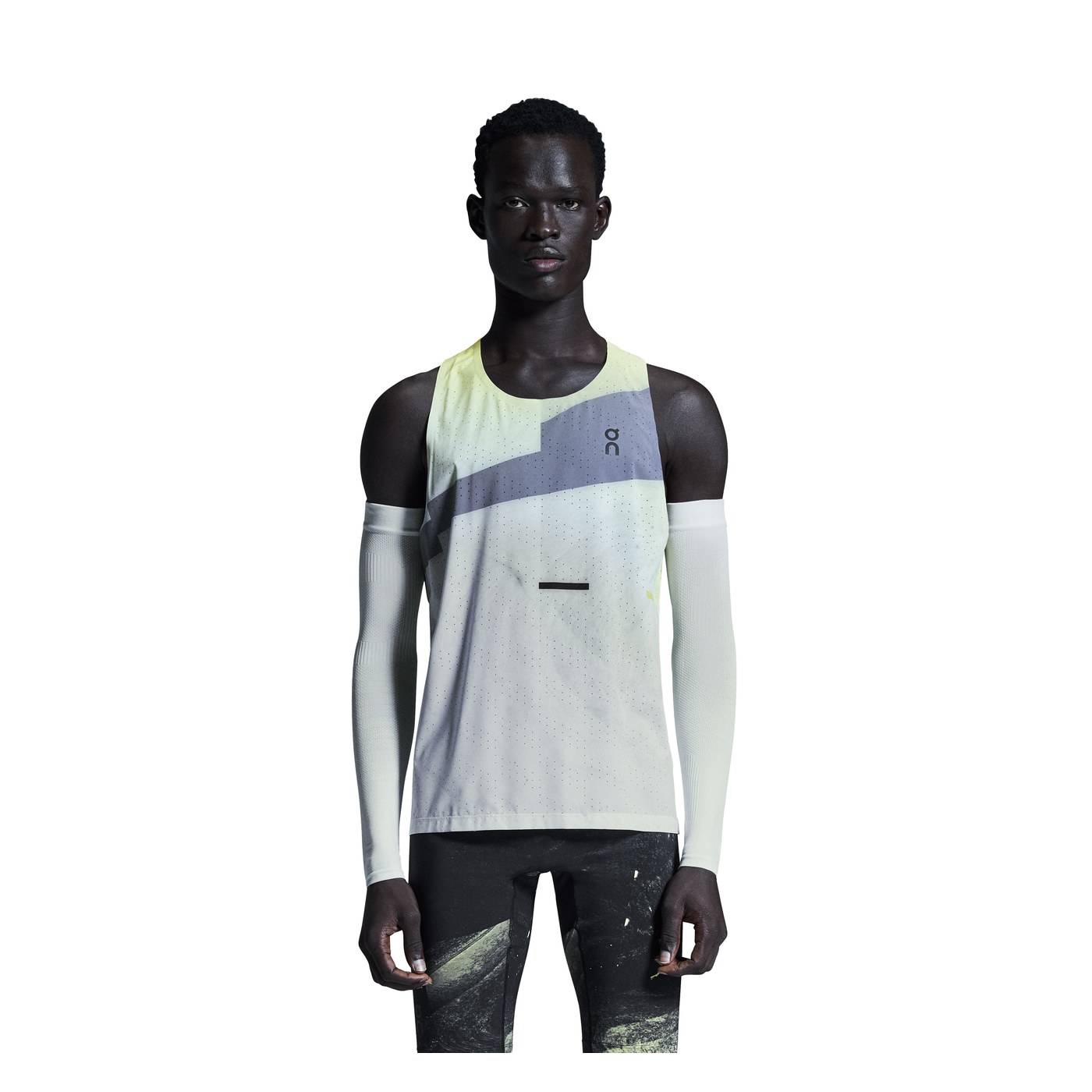 On Race Singlet 2 coloris Graphic face avant