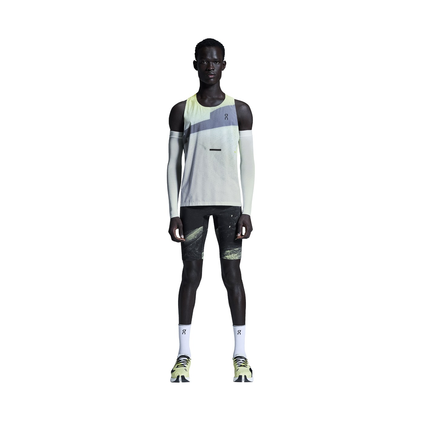 On Race Singlet 2 vue corps entier, coloris Graphic