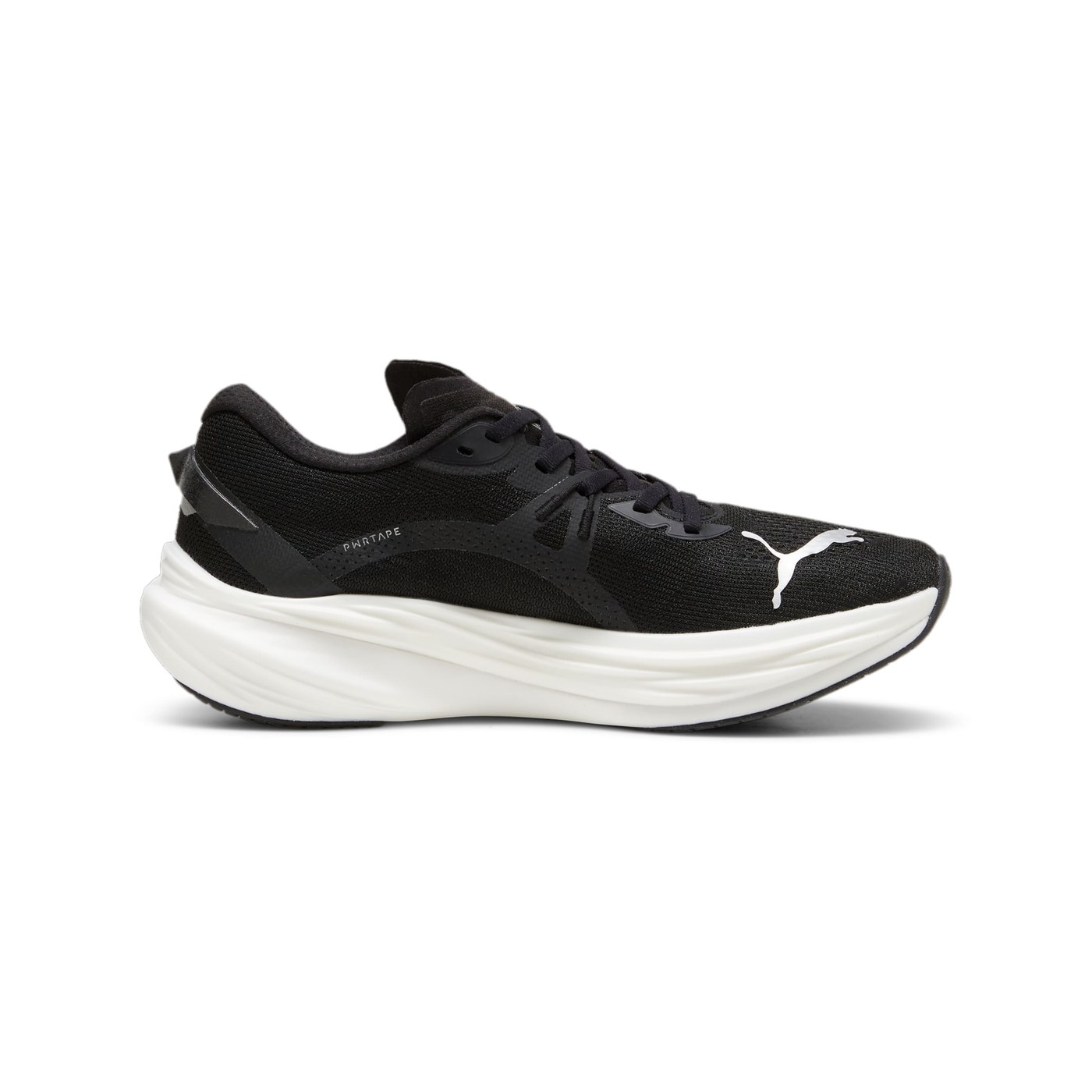 Puma Deviate Nitro 3 vue de profil intérieur, mousse NITROFOAM et tige PWRTAPE