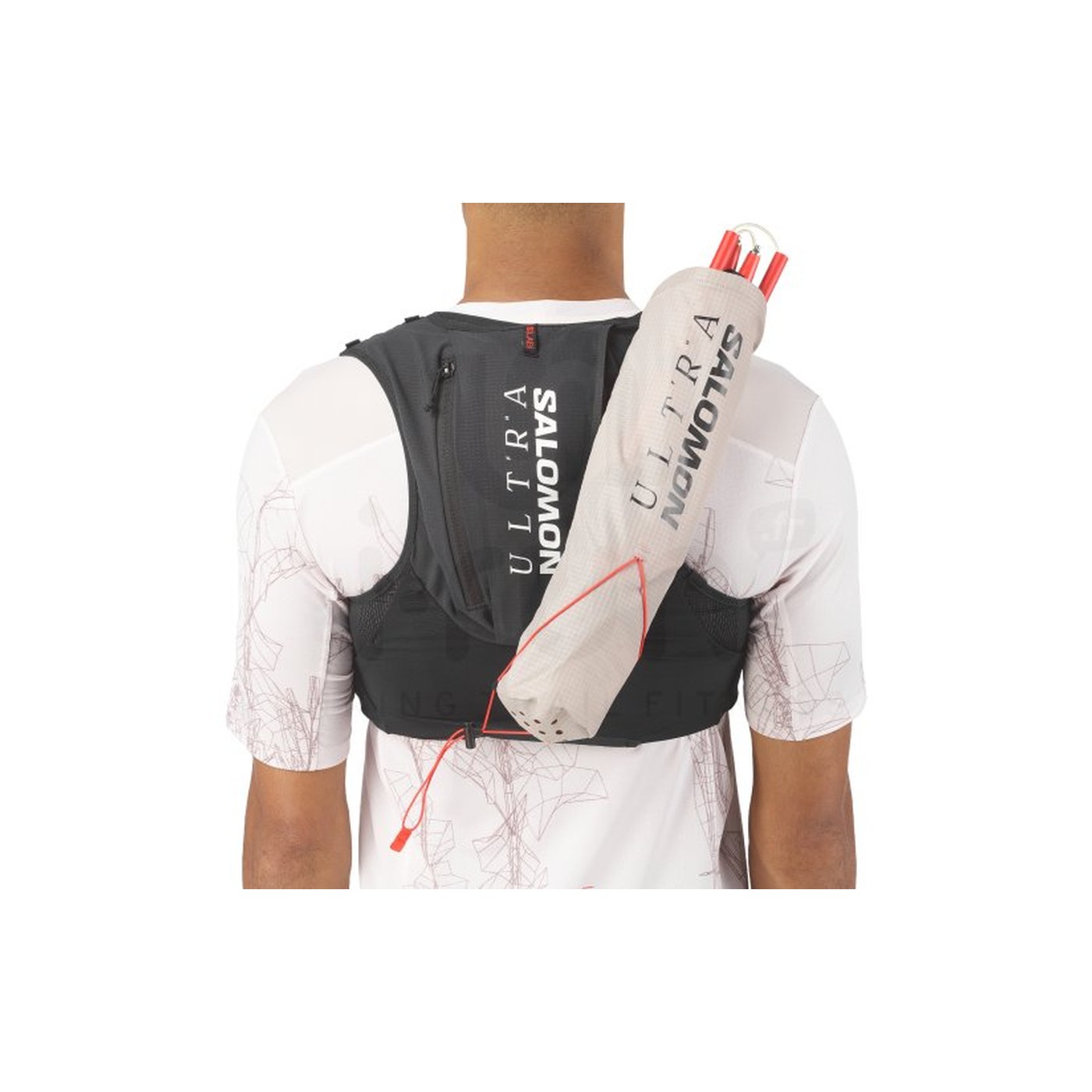 Salomon S/Lab Ultra 12 porté de dos avec carquois porte-bâtons