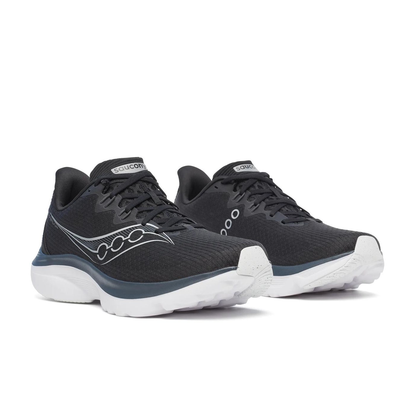 Saucony Kinvara 16 Black/White, vue 3/4 face