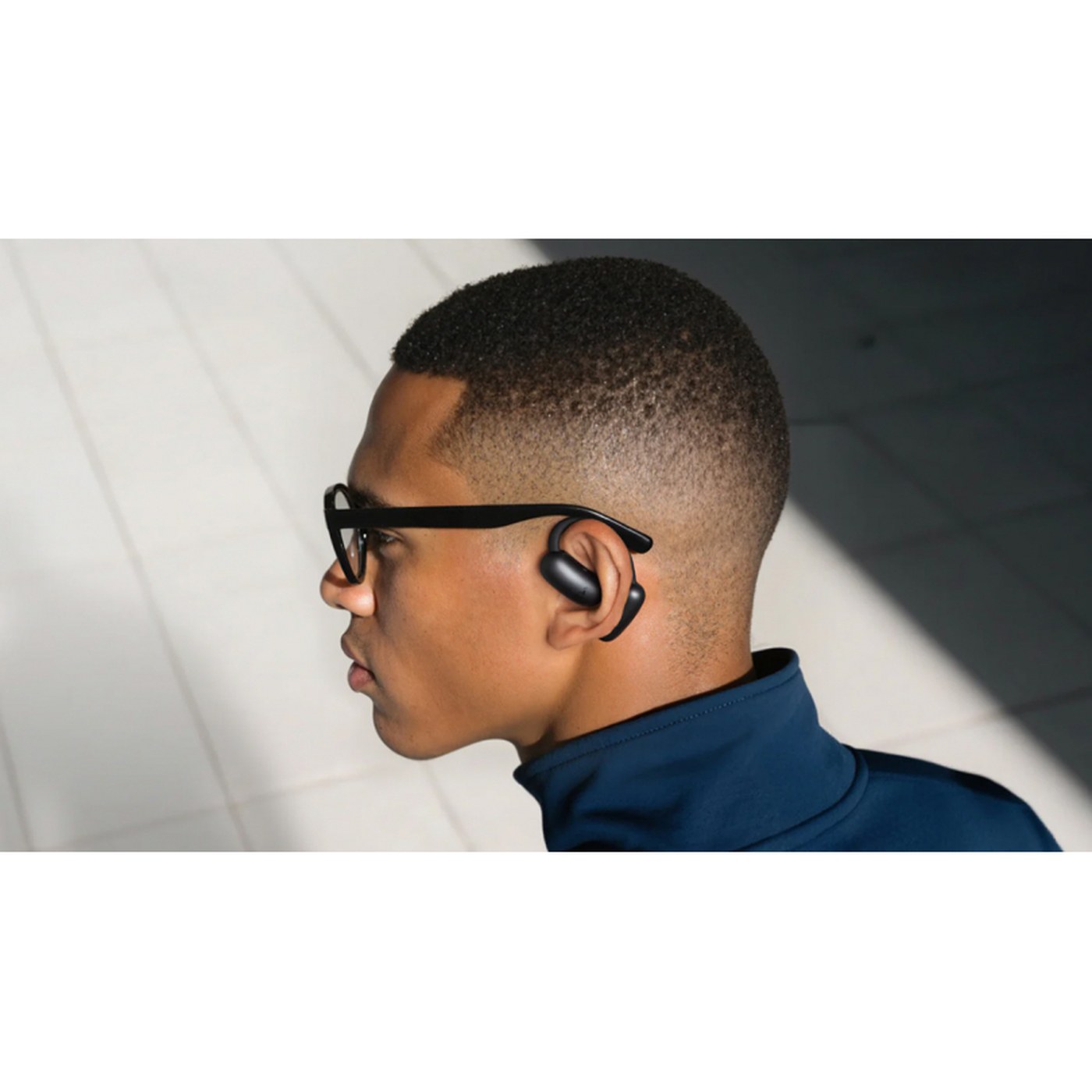 Soundcore AeroFit 2 ecouteur porte a l'oreille