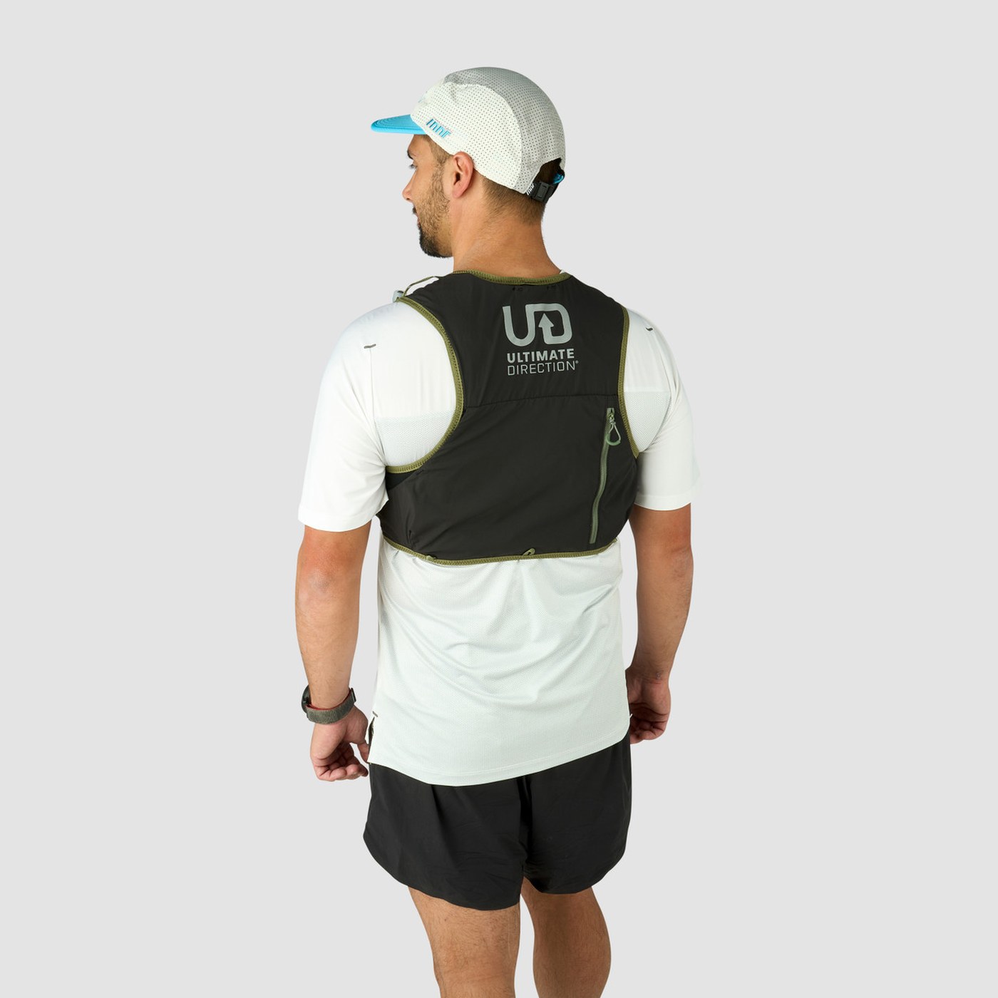 Ultimate Direction Race Vest 6L vue de dos en course